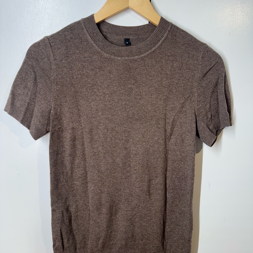 Women’s Short-Sleeve Knit Shirt